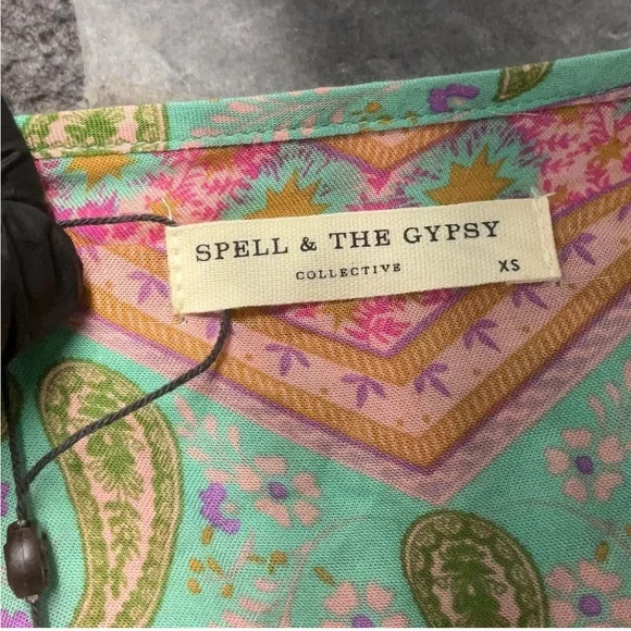 NWT Spell City Lights Green and Pink Paisley Lace-Up Blouse - Picture 5 of 8